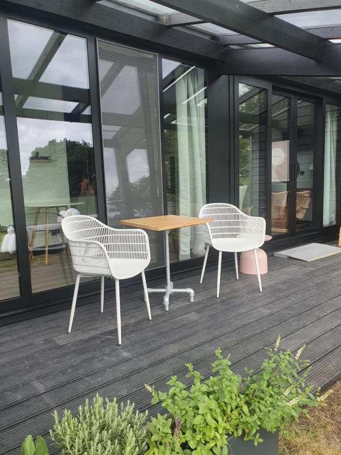 Bed and Breakfast Hippe Schuur Tytsjerk Экстерьер фото