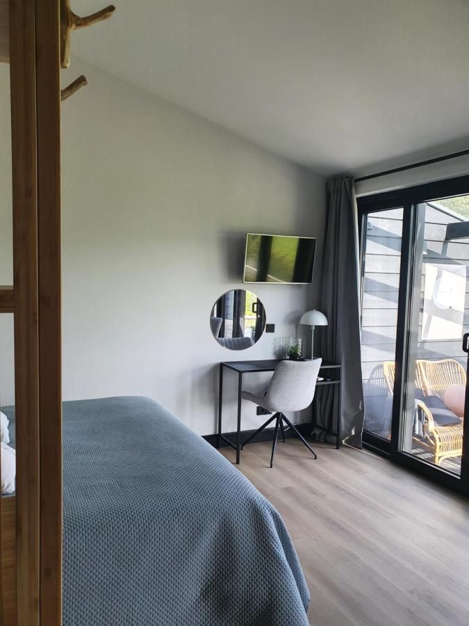 Bed and Breakfast Hippe Schuur Tytsjerk Экстерьер фото